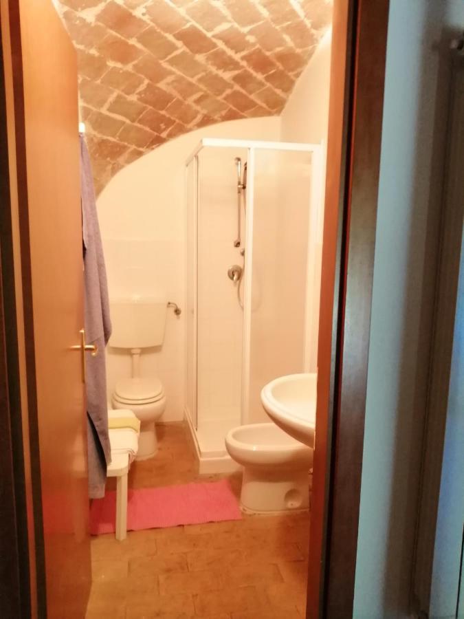 卡纳里诺农家乐2号 Castel Viscardo 外观 照片